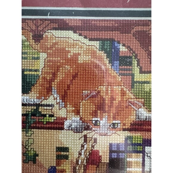 Vintage Bucilla Counted Cross Stitch Kit "Curiosity" Cat Kitty Bookshelf 41487 - Picture 4 of 7